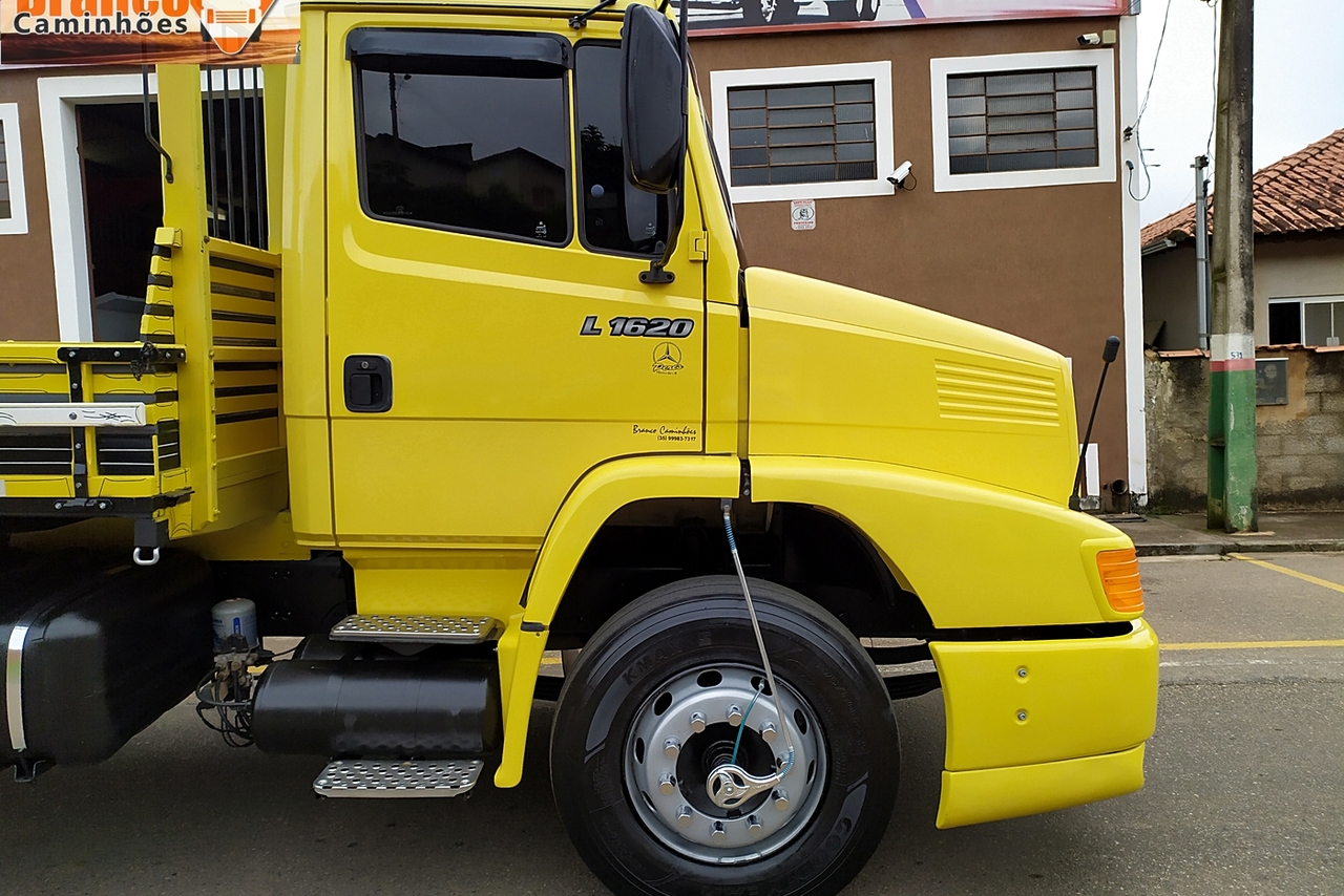 Mercedes Benz MB 1620 - 01/01 6