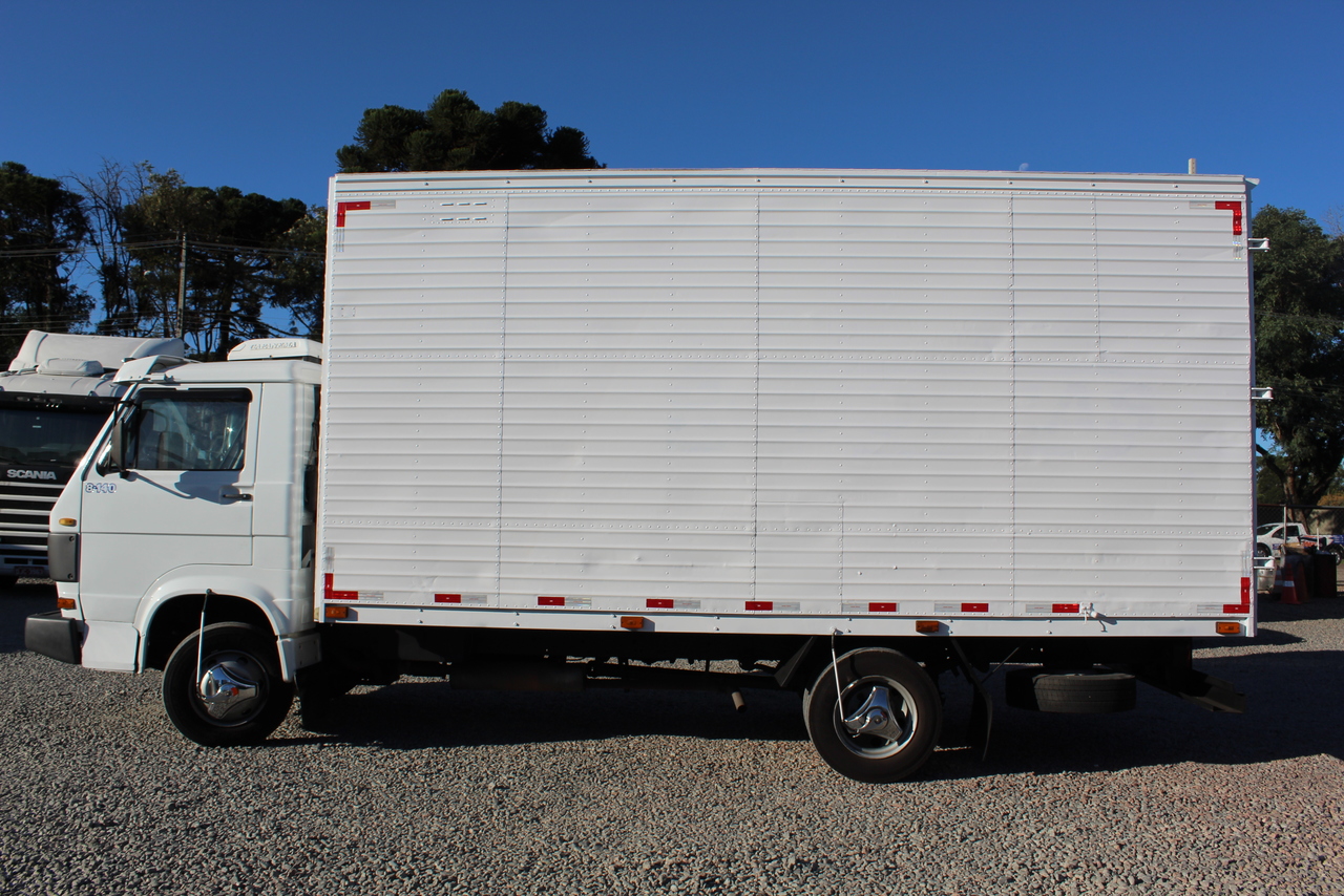 Volkswagen 8 140 - 99/99 9
