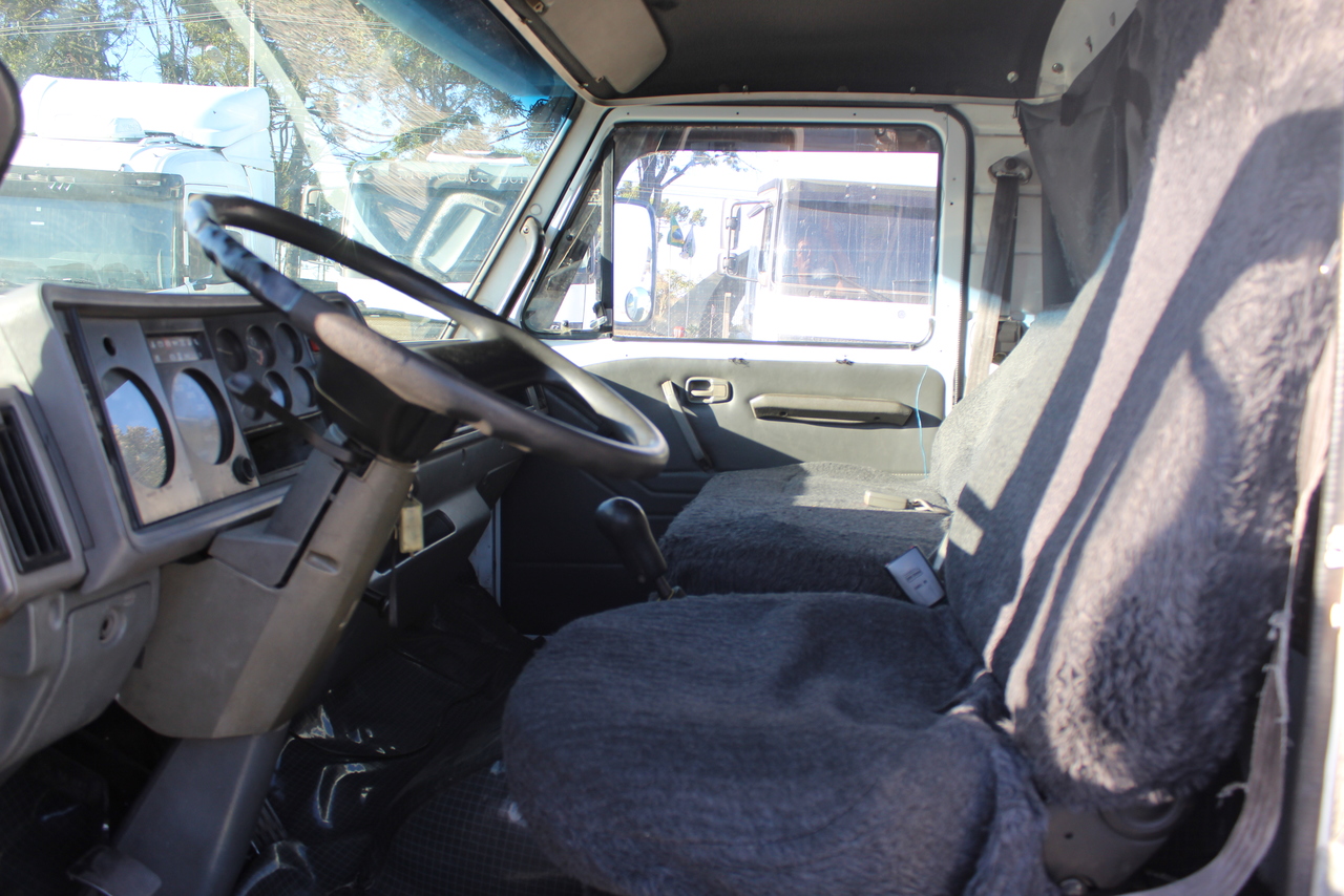 Volkswagen 8 140 - 99/99 13