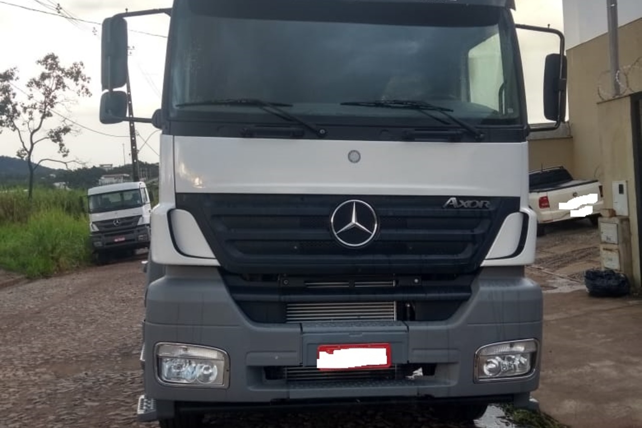 Mercedes Benz Axor 2035 - 08/08 3