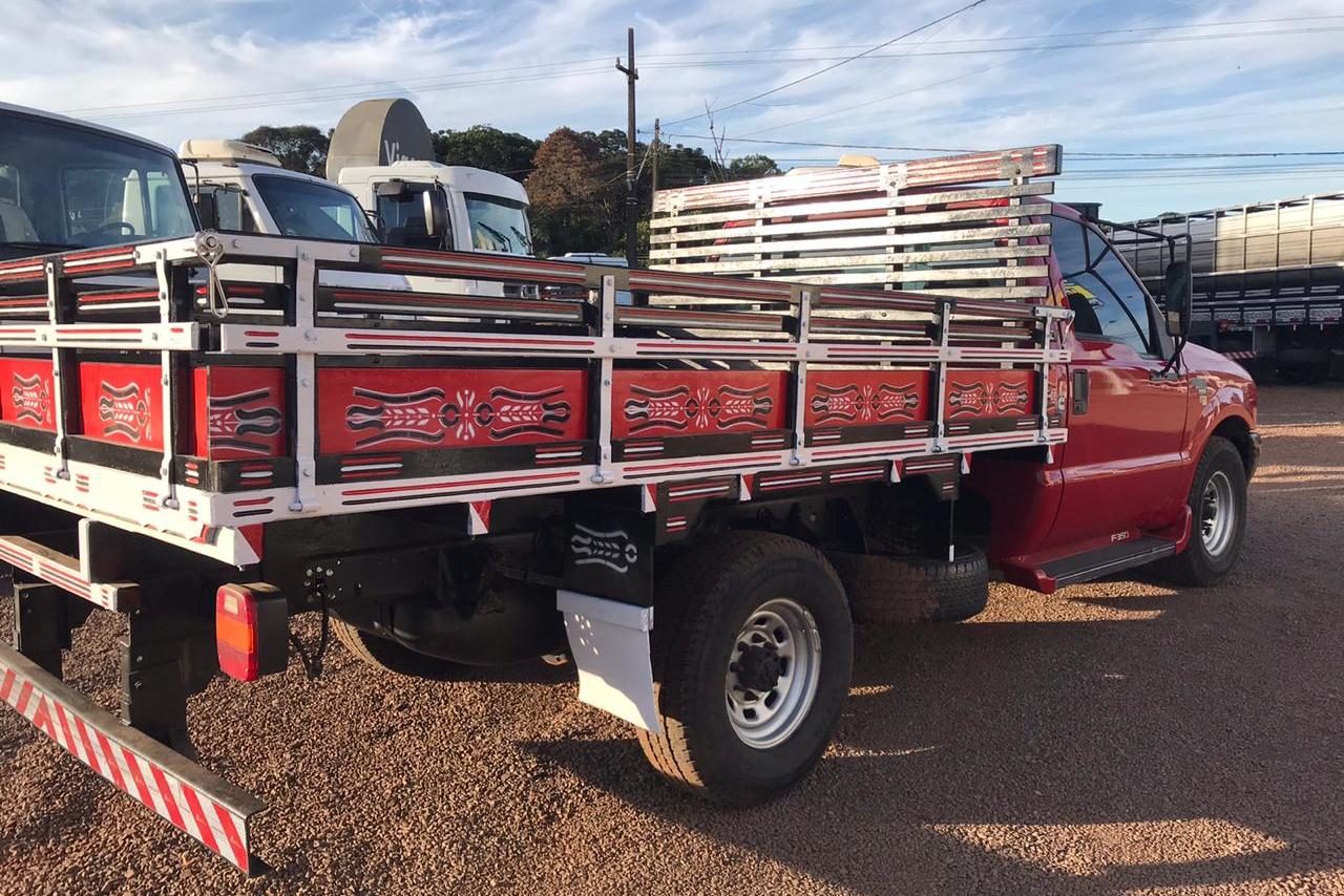 Ford F350 - 05/06 6