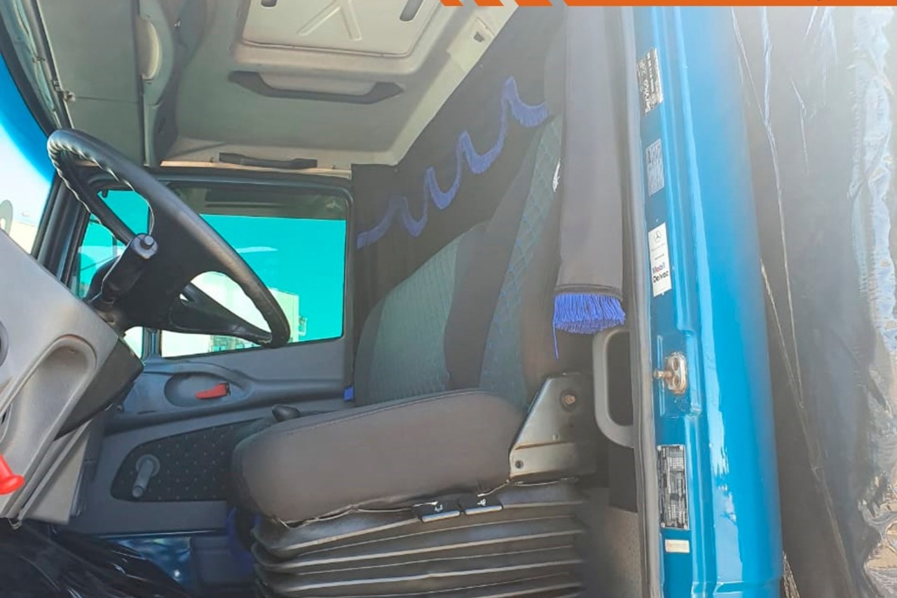 Mercedes Benz MB 1620 - 08/09 5
