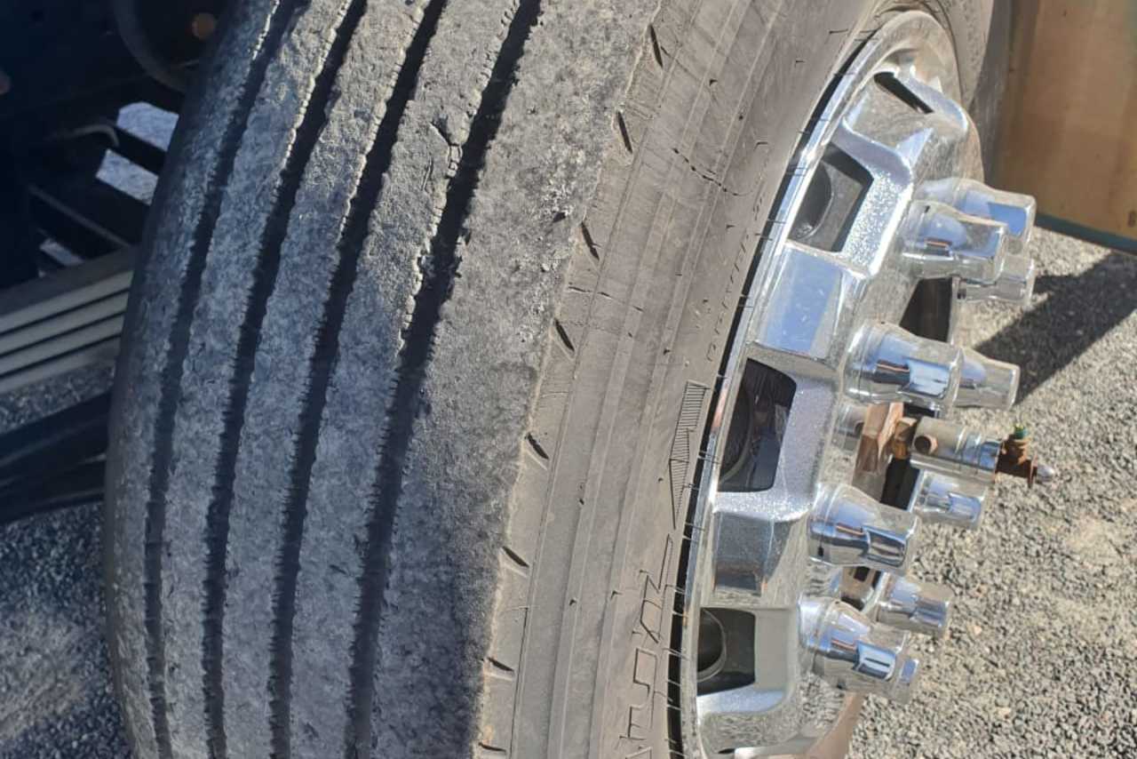 Mercedes Benz MB 1620 - 08/09 9