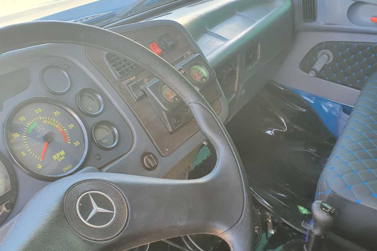 Mercedes Benz MB 1620 - 08/09 10