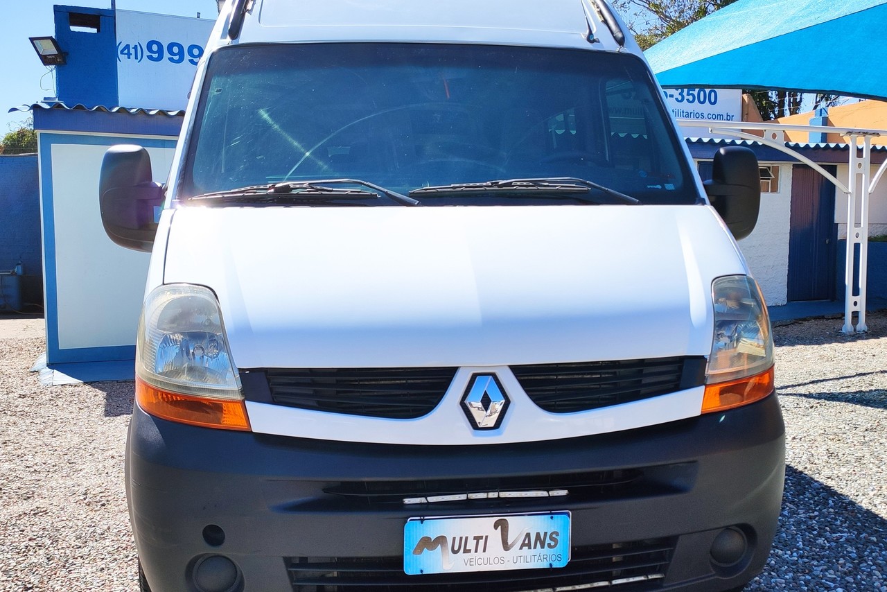 Renault Master Minibus - 10/11 16