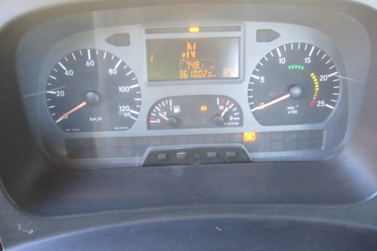 Mercedes Benz Axor 3340 - 06/06 16