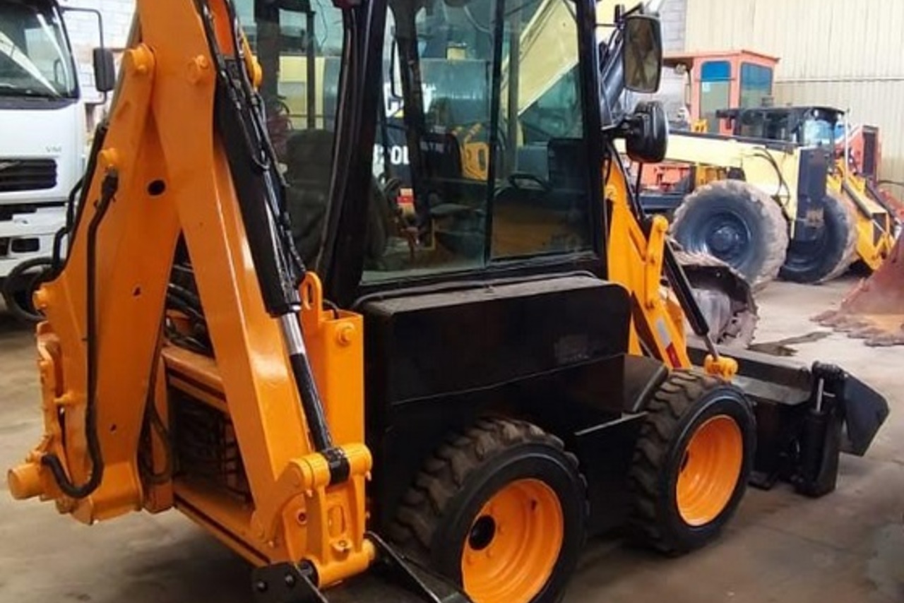 JCB 1CX - 13/13 5