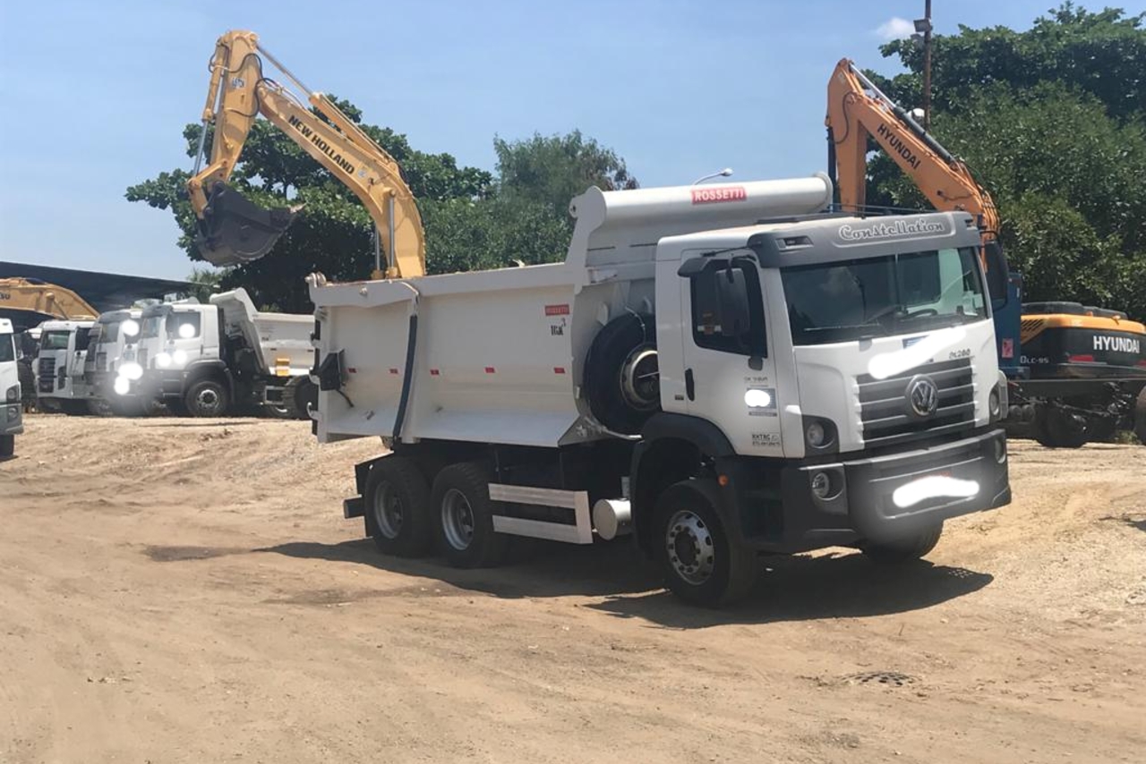 Volkswagen 31-280 E Constel. 6x4 - 14/14 2