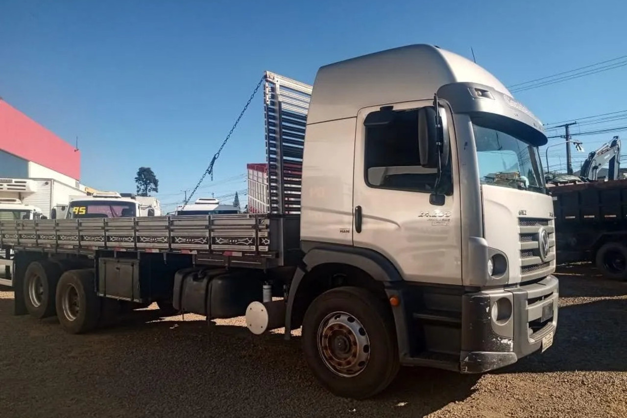 Volkswagen 24-280 E Constellation 6x2 - 13/13 3