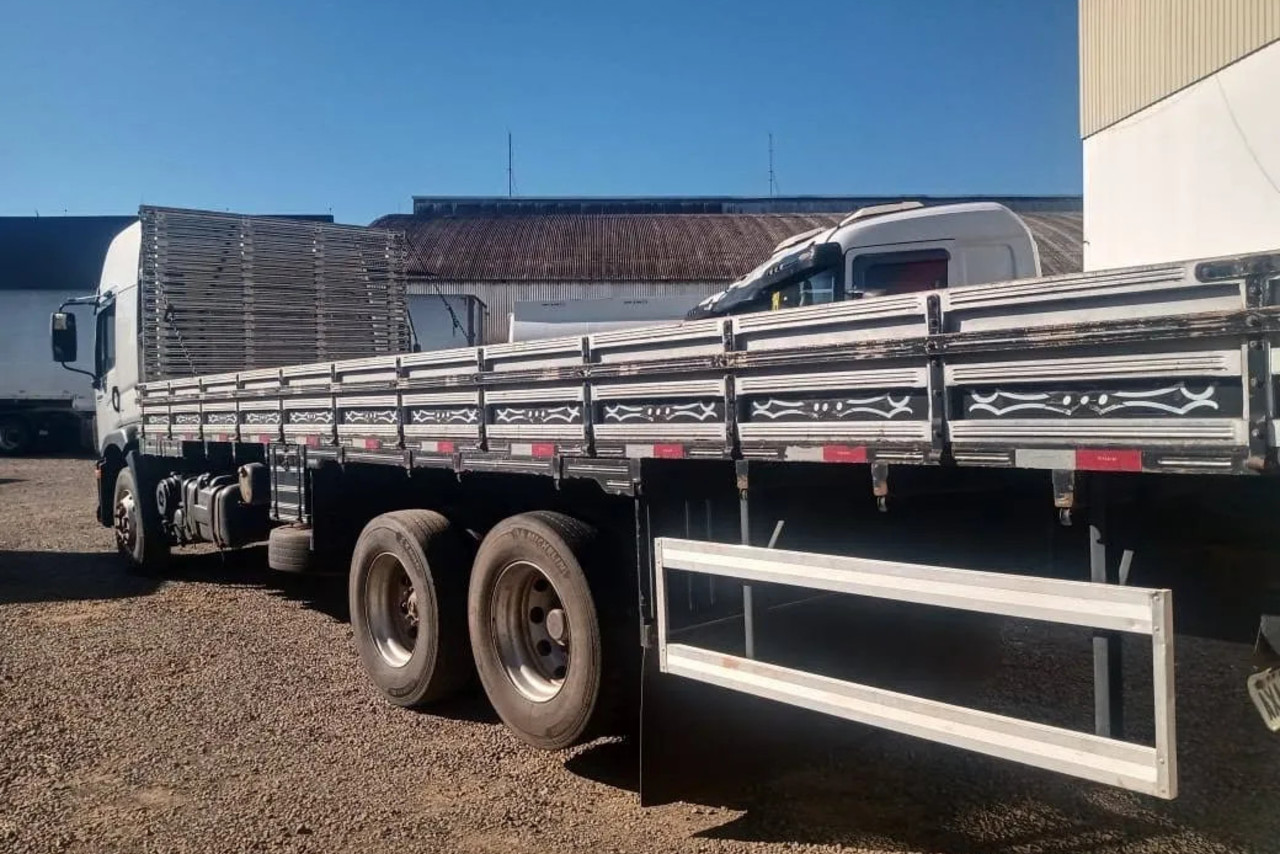 Volkswagen 24-280 E Constellation 6x2 - 13/13 6