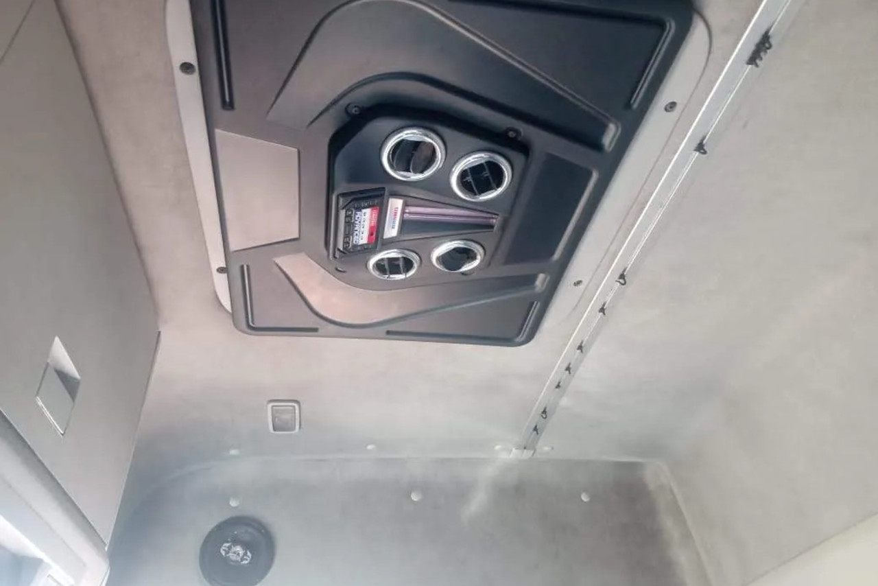 Volkswagen 24-280 E Constellation 6x2 - 13/13 7