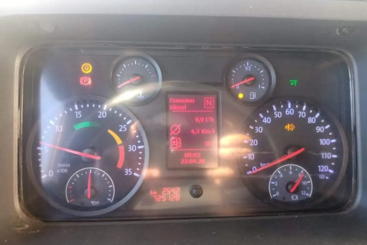 Volkswagen 24-280 E Constellation 6x2 - 13/13 9