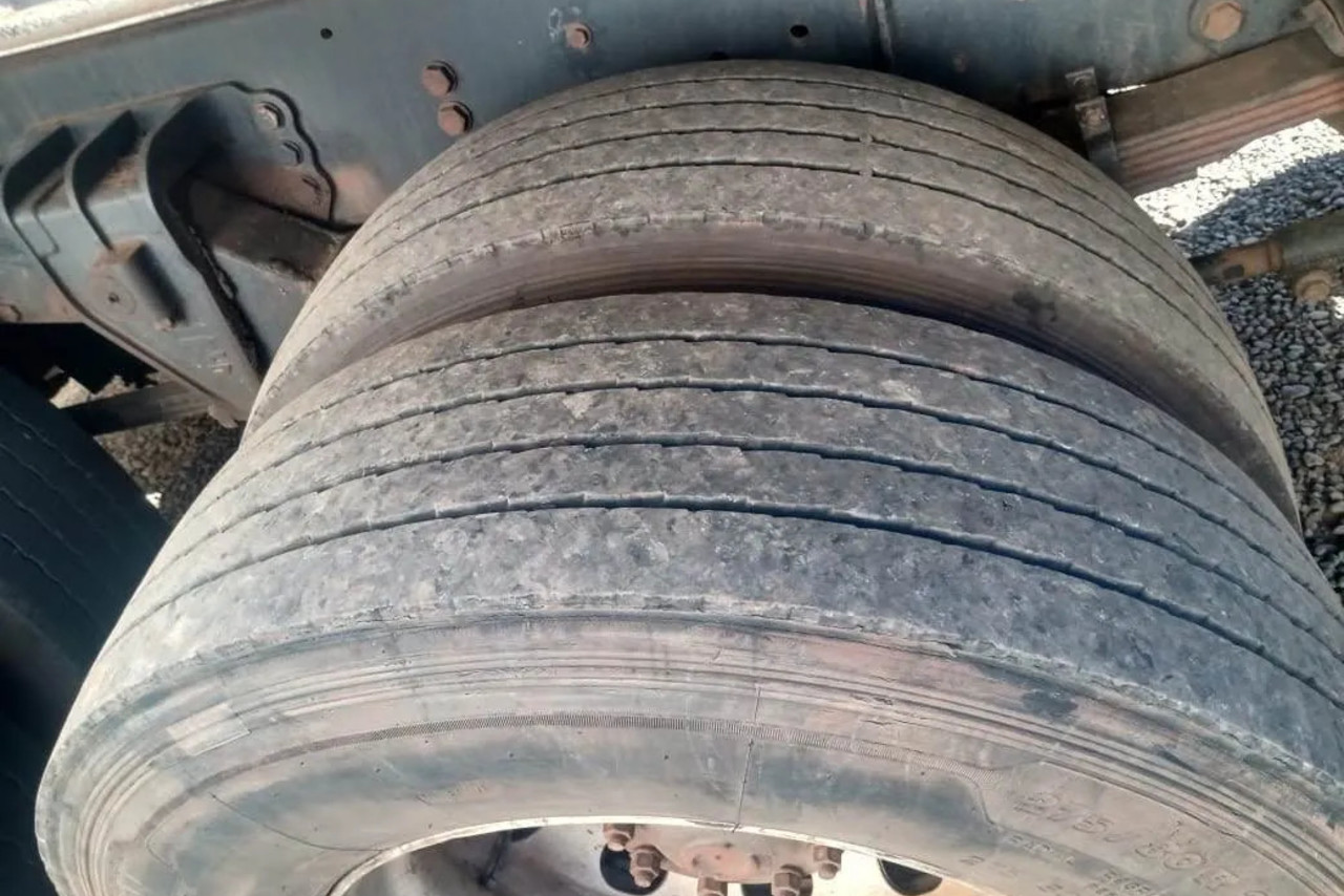 Volkswagen 24-280 E Constellation 6x2 - 13/13 10