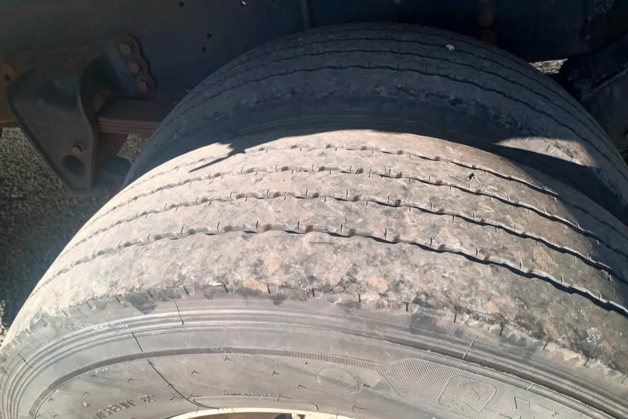 Volkswagen 24-280 E Constellation 6x2 - 13/13 11