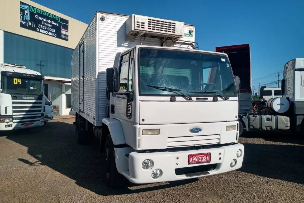 Ford Cargo1317 - 08/08 3