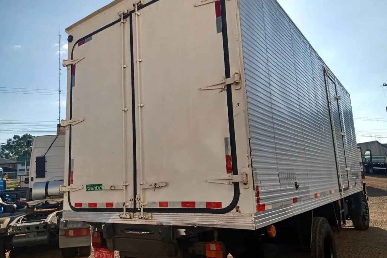 Ford Cargo1317 - 08/08 6