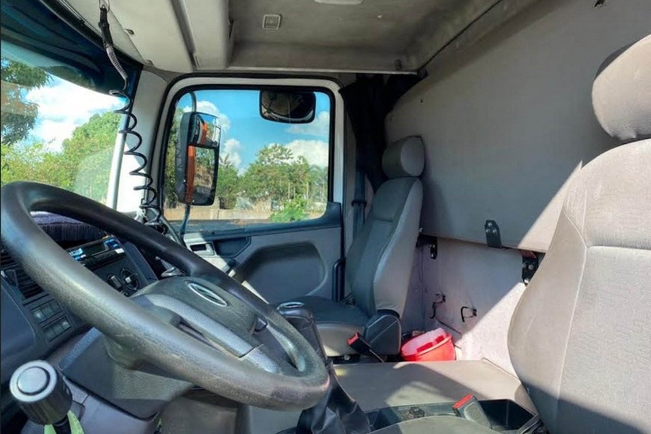 Volkswagen 24-280 E Constellation 6x2 - 13/13 5
