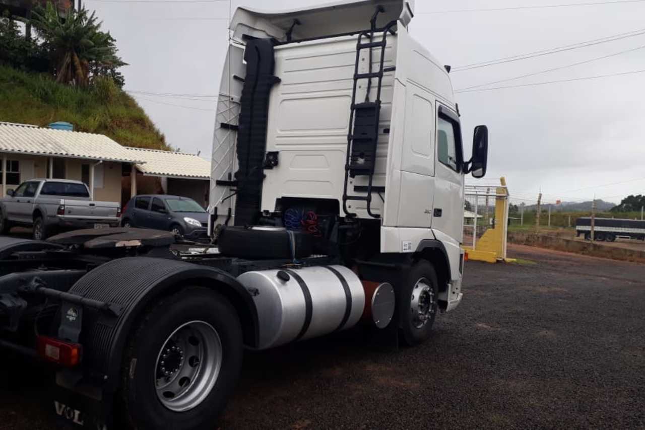Volvo FH12 380 - 06/06 10