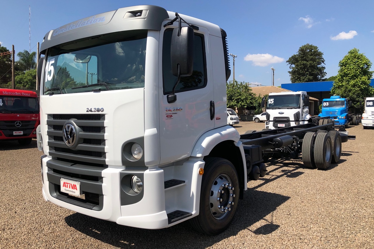 Volkswagen 24-280 E Constellation 6x2 - 15/15 5