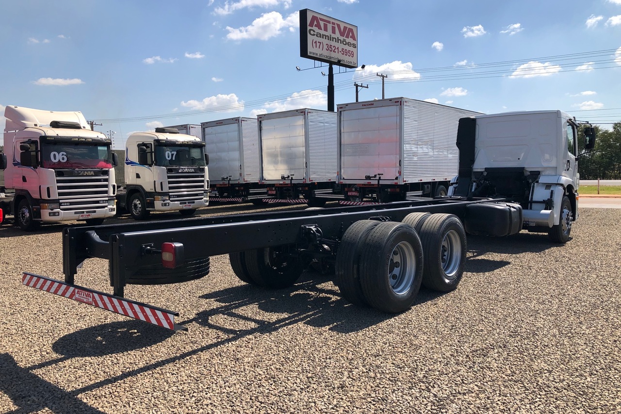 Volkswagen 24-280 E Constellation 6x2 - 15/15 6