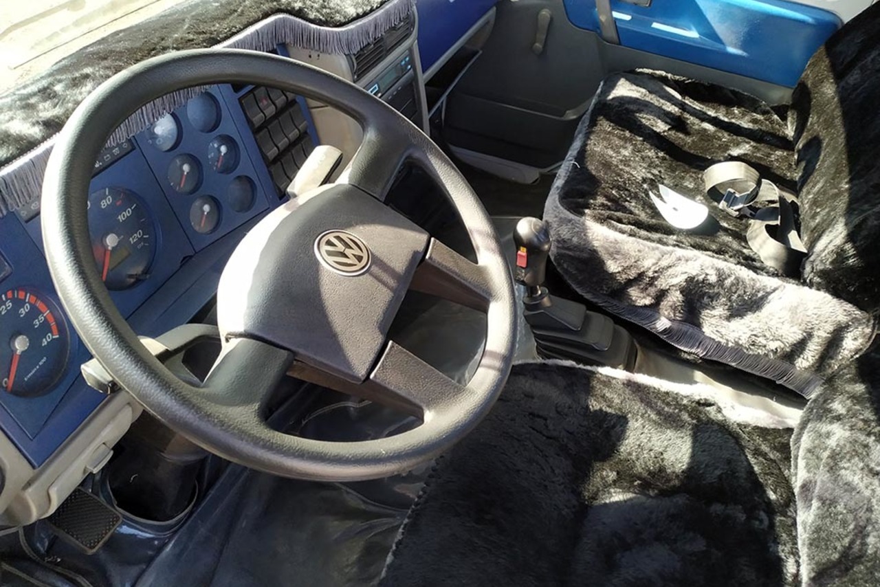 Volkswagen 15-190 - 03/03 6