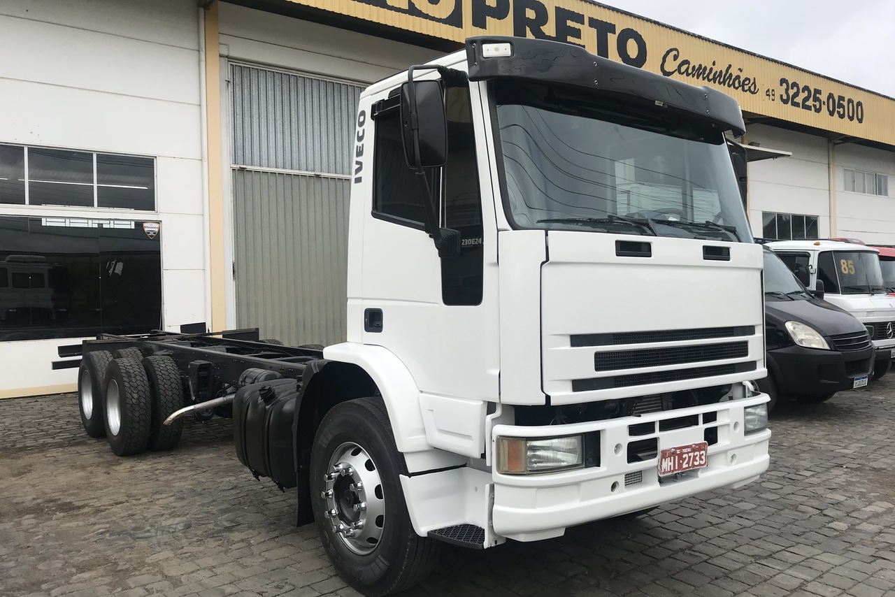 Iveco Tector 240 -  2
