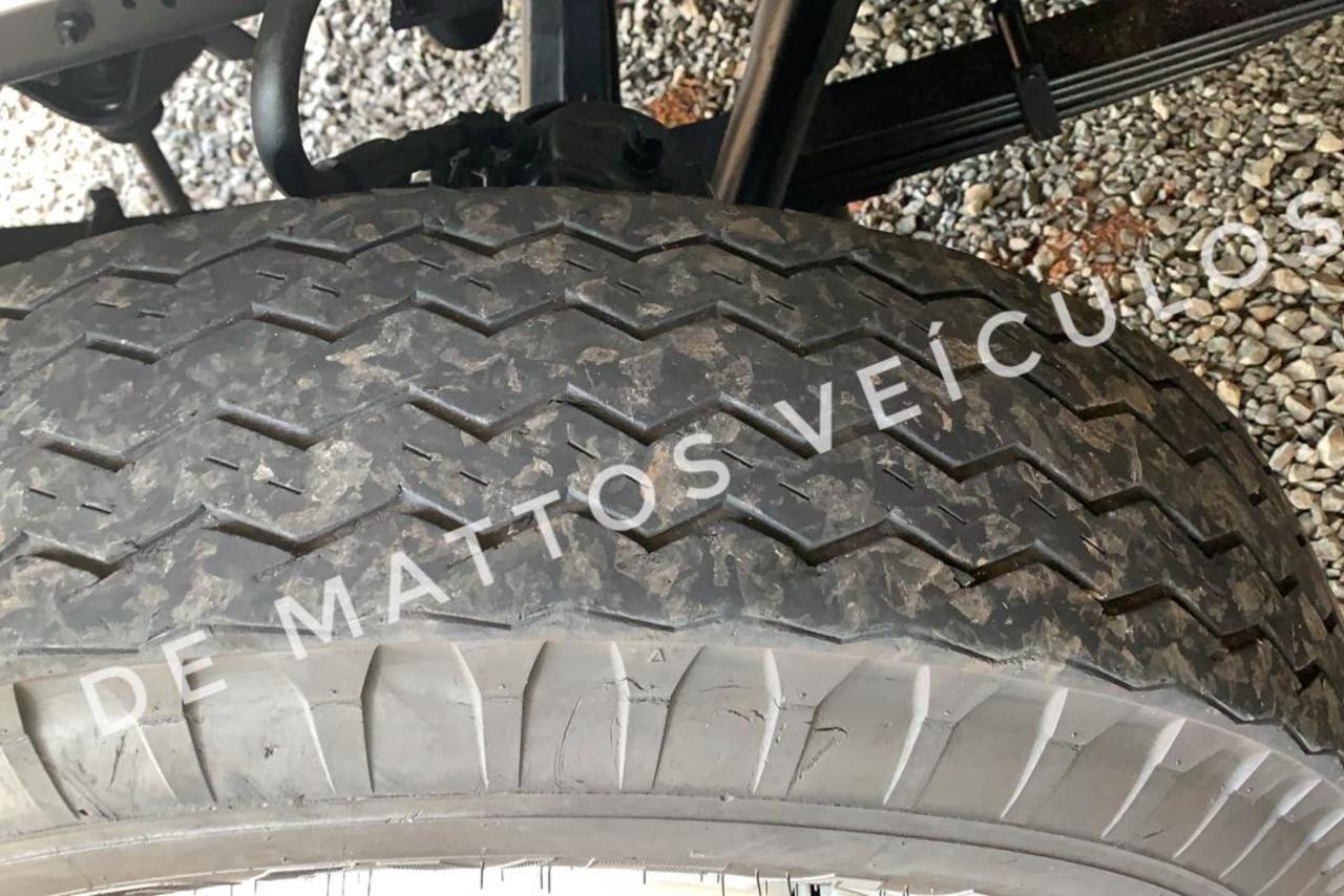 Ford Cargo1317 - 05/05 4