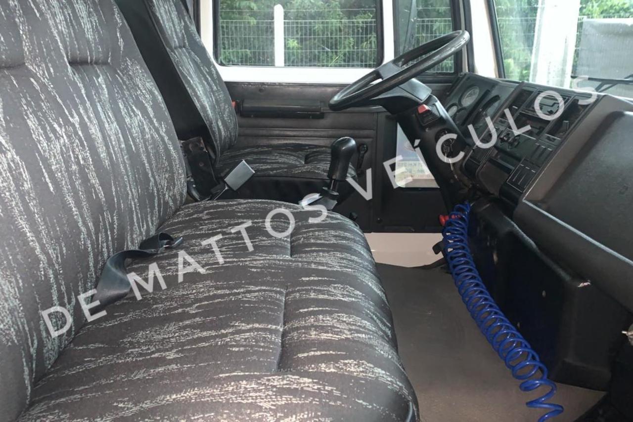 Ford Cargo1317 - 05/05 8