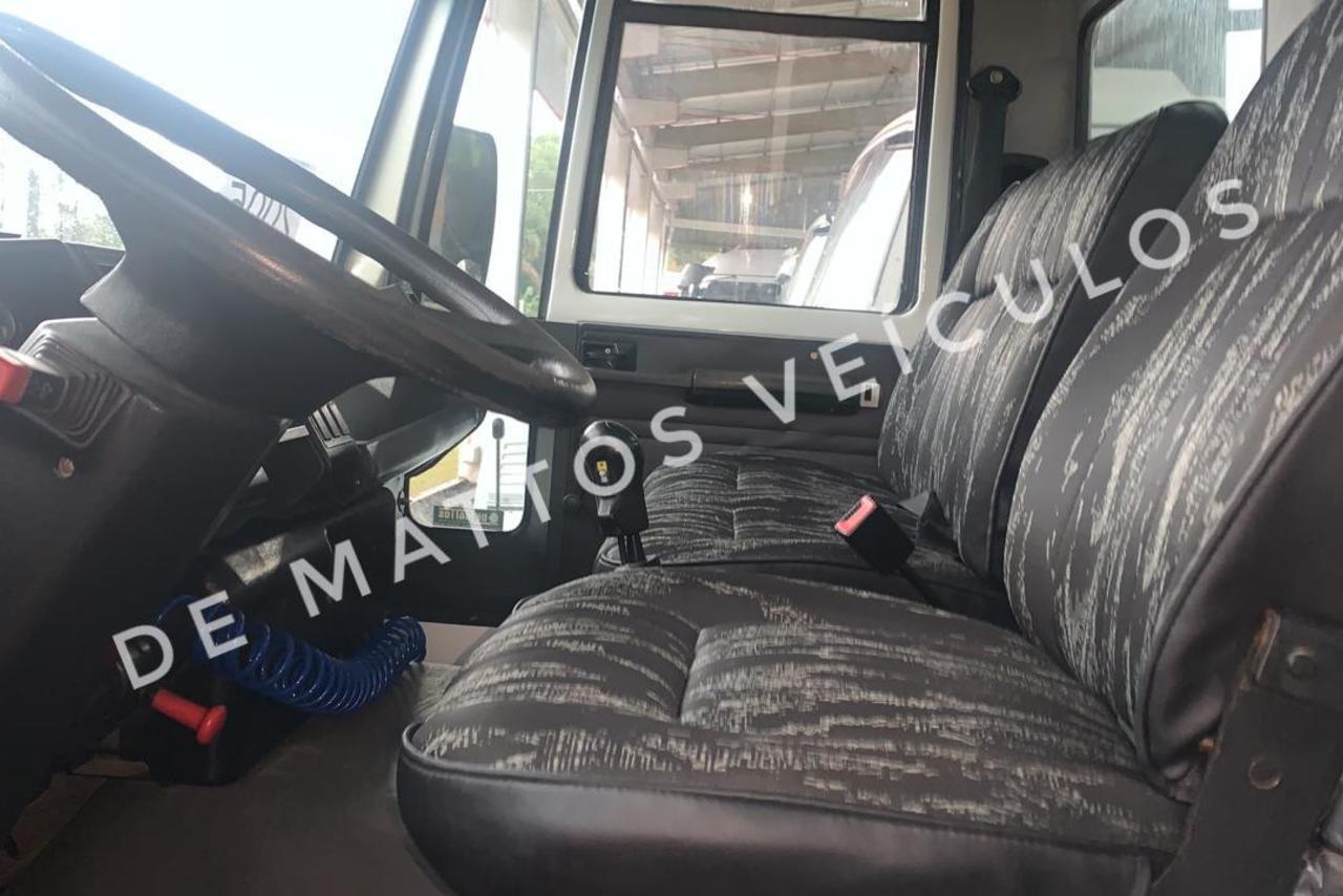 Ford Cargo1317 - 05/05 10