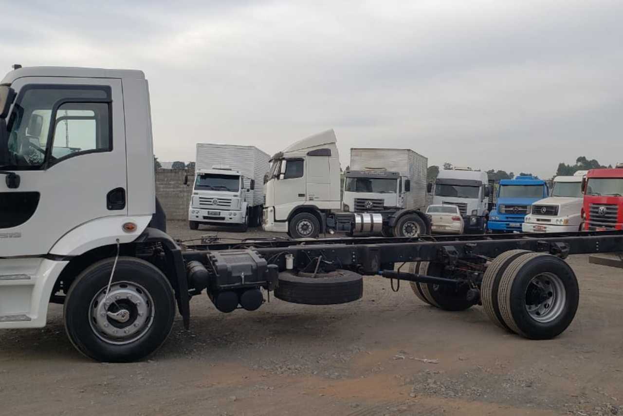 Ford Cargo 1519 - 12/13 4