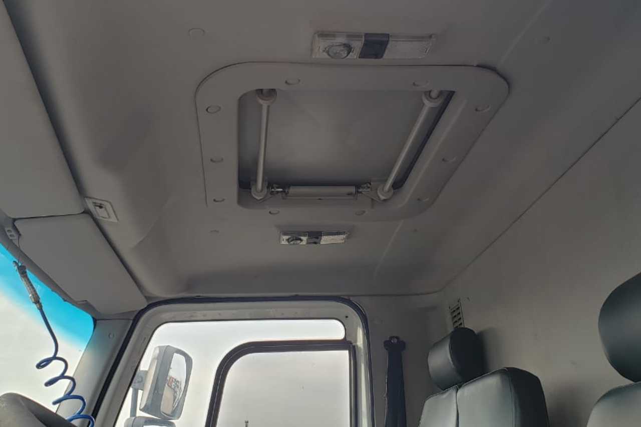 Ford Cargo 1519 - 12/13 8