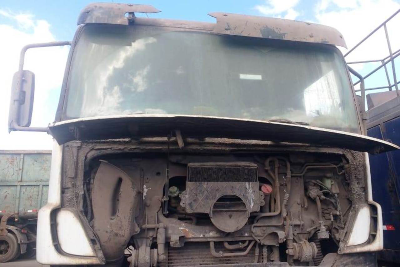 Mercedes Benz Axor 4144 - 11/11 4