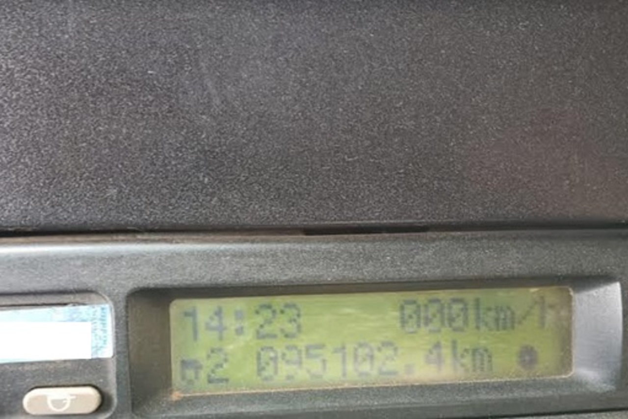 Volkswagen 31 320 - 10/11 2