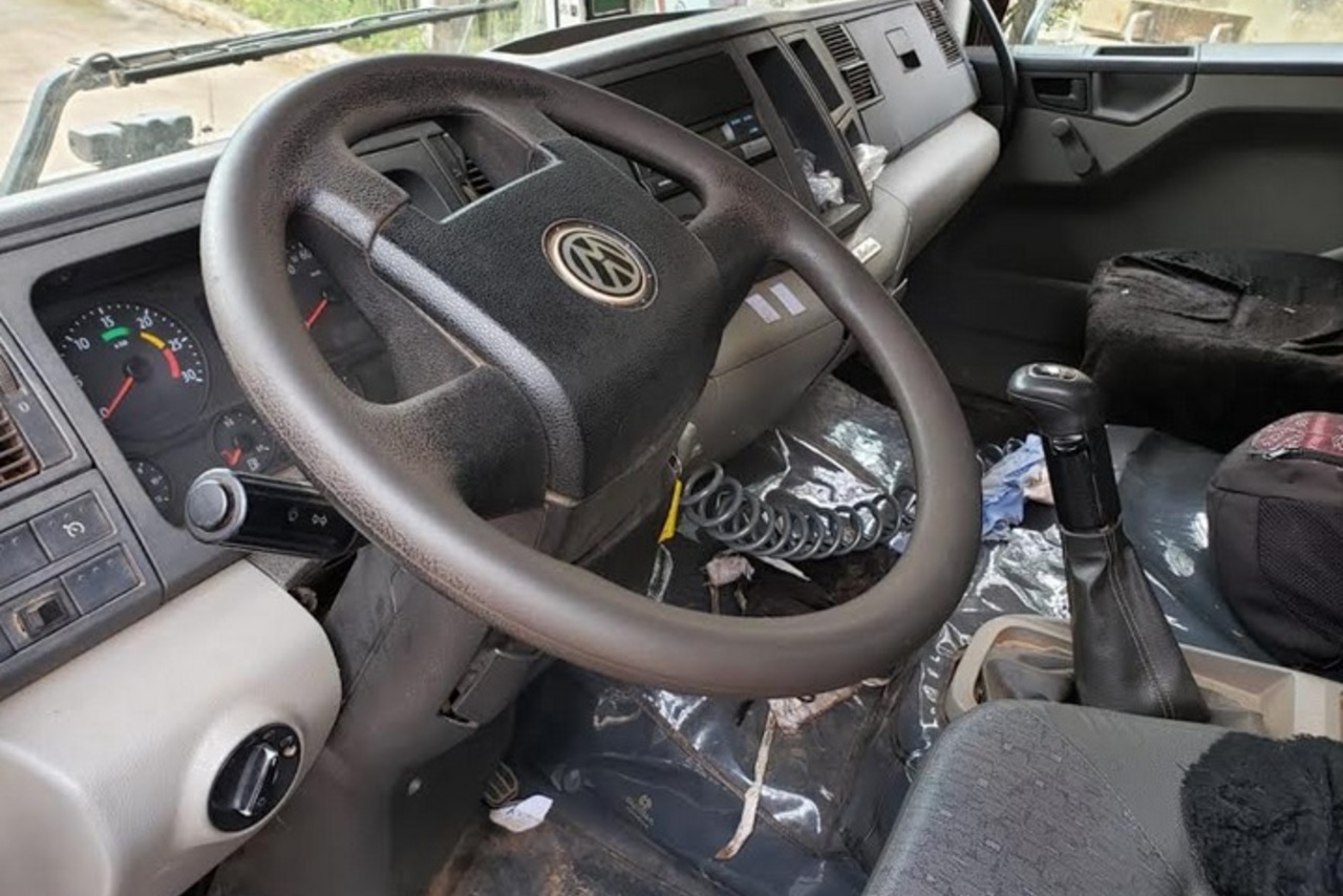 Volkswagen 31 320 - 10/11 4