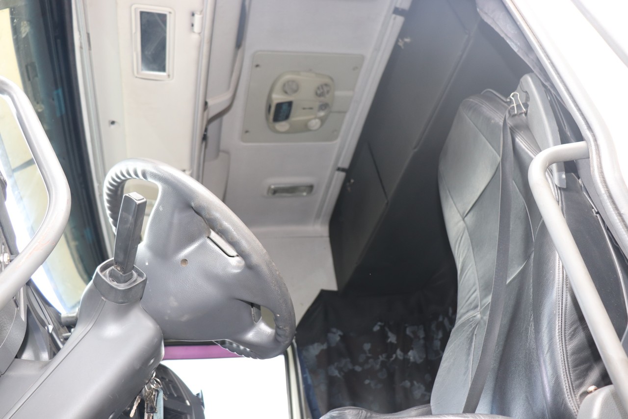 Volvo FM370 - 11/11 6