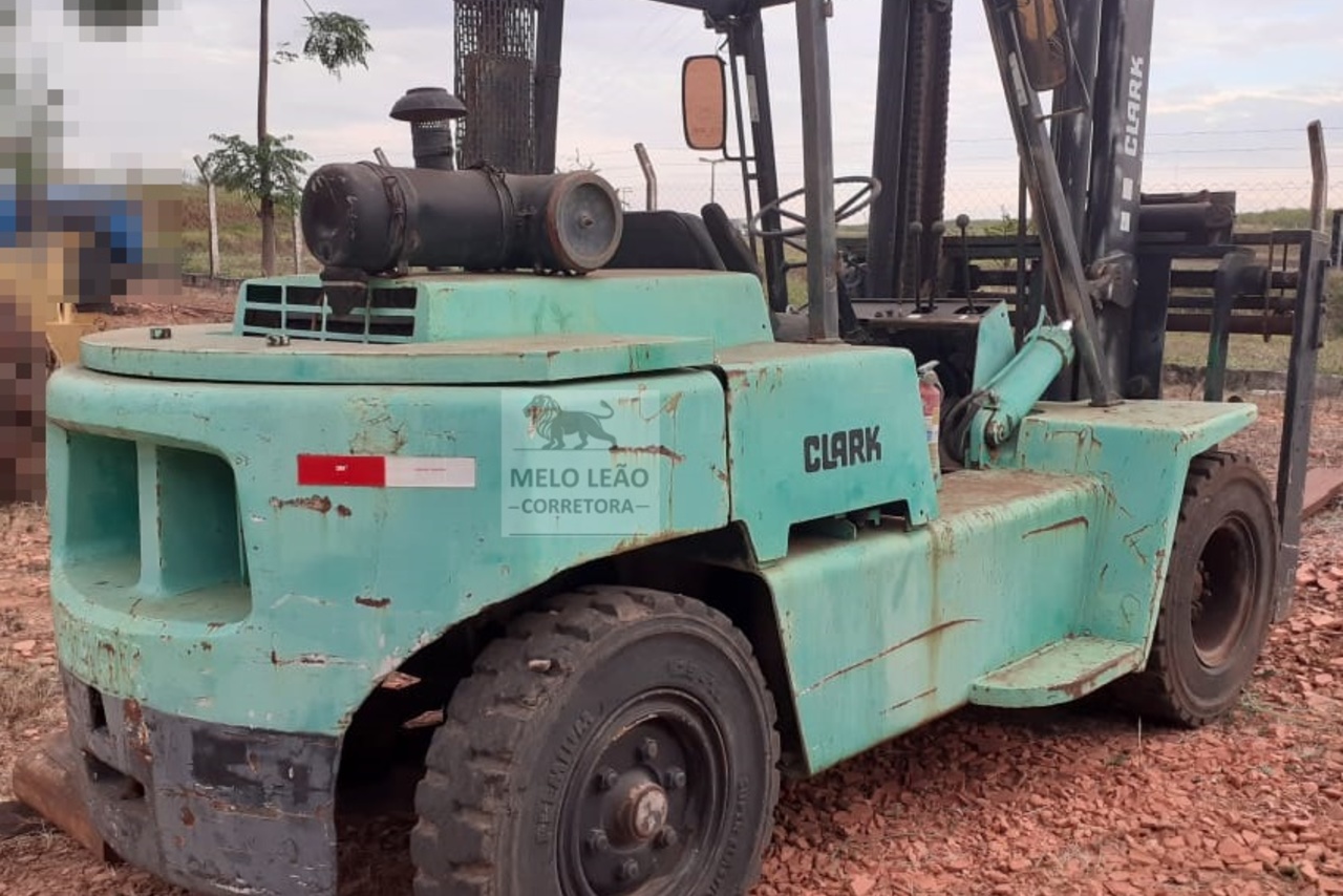 Clark  C500 - 03/03 5