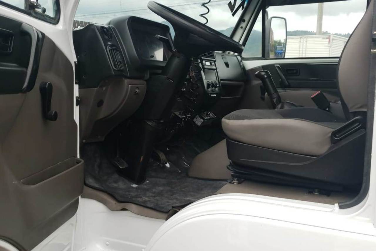 Volkswagen 8 160 - 12/12 7