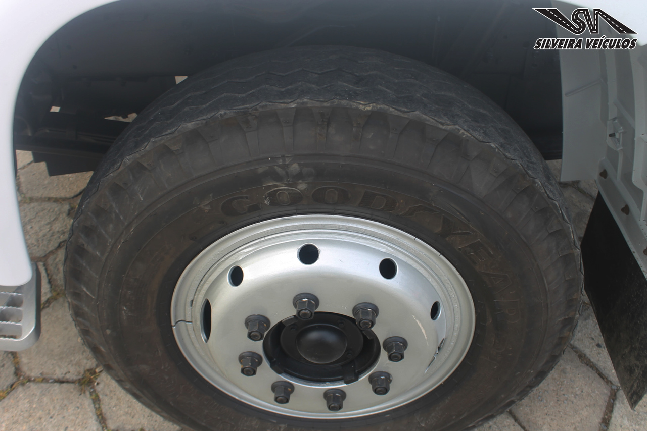 Volkswagen 13-180 - 07/07 4