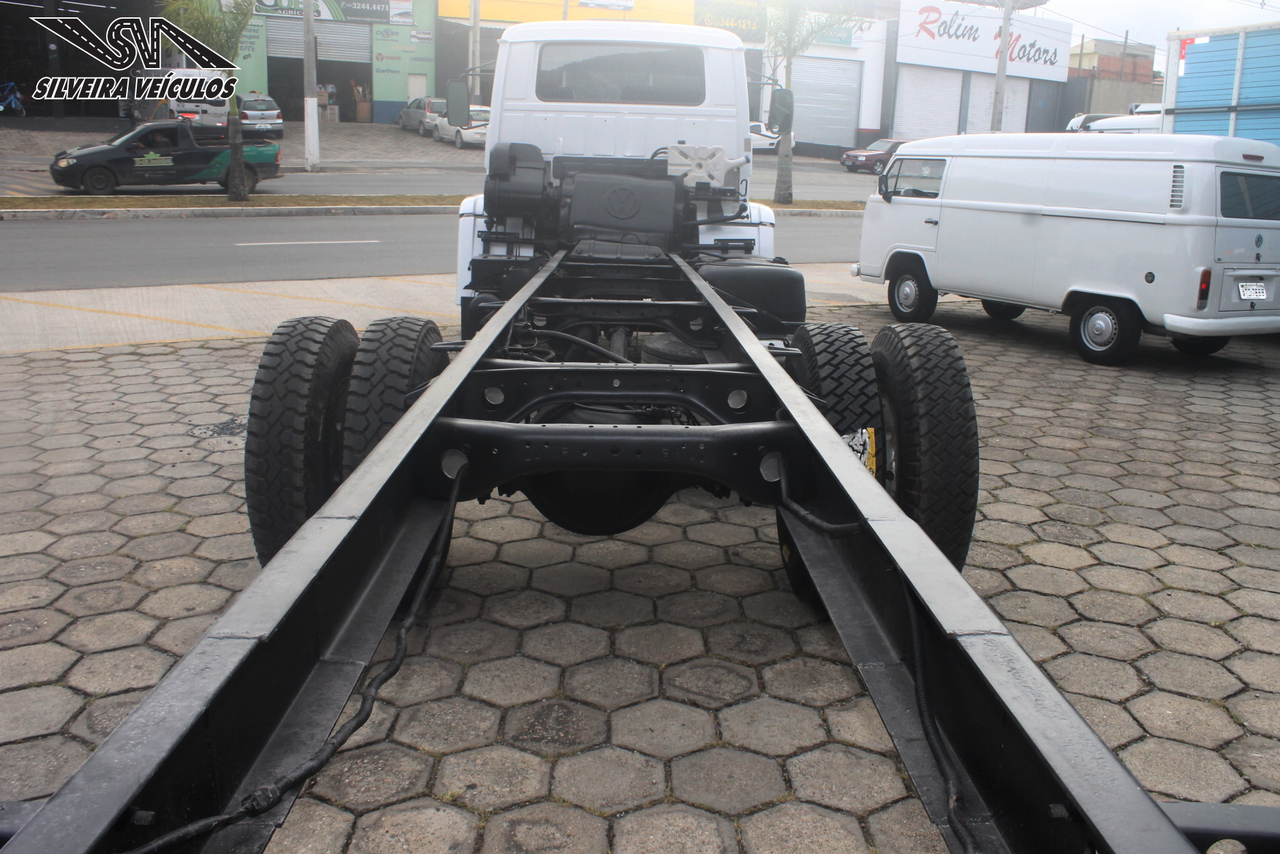 Volkswagen 13-180 - 07/07 9