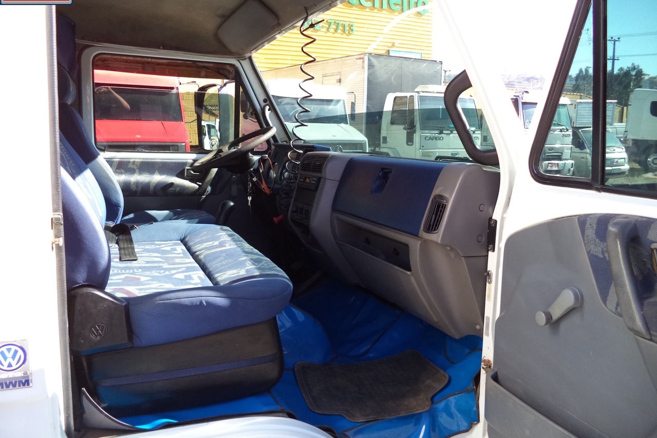 Volkswagen 8 120 - 00/00 4