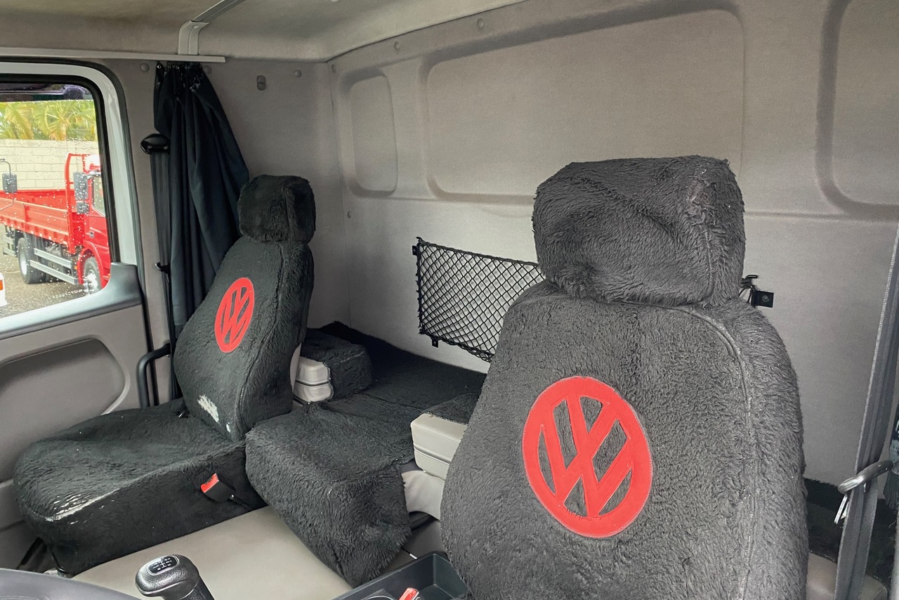 Volkswagen 24-280 E Constellation 6x2 - 16/17 8