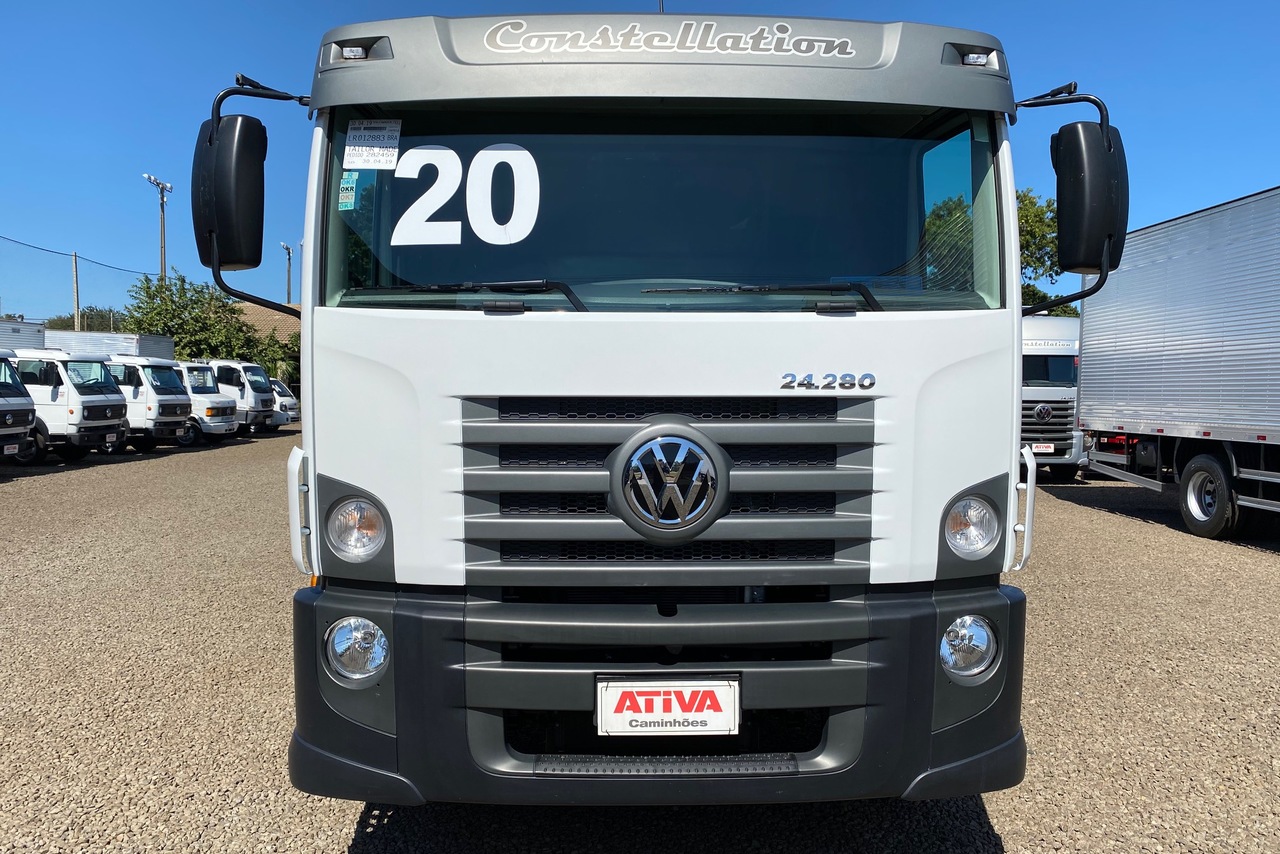 Volkswagen 24-280 E Constellation 6x2 - 19/20 5