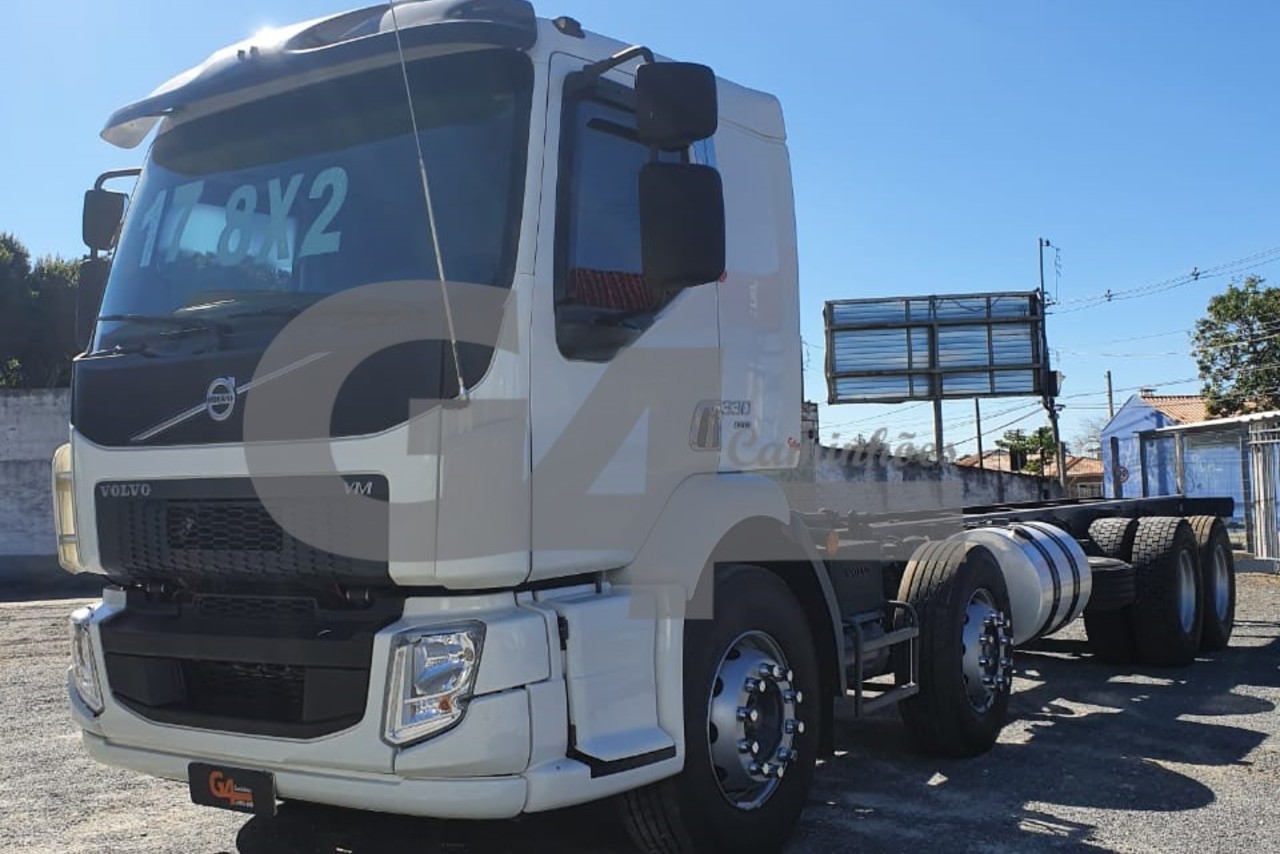 Volvo VM330 - 16/17 2