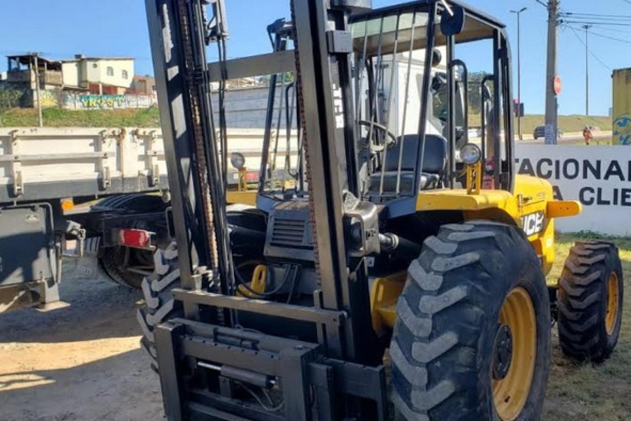 JCB RTFL 940 Todo Terreno - 08/08 2