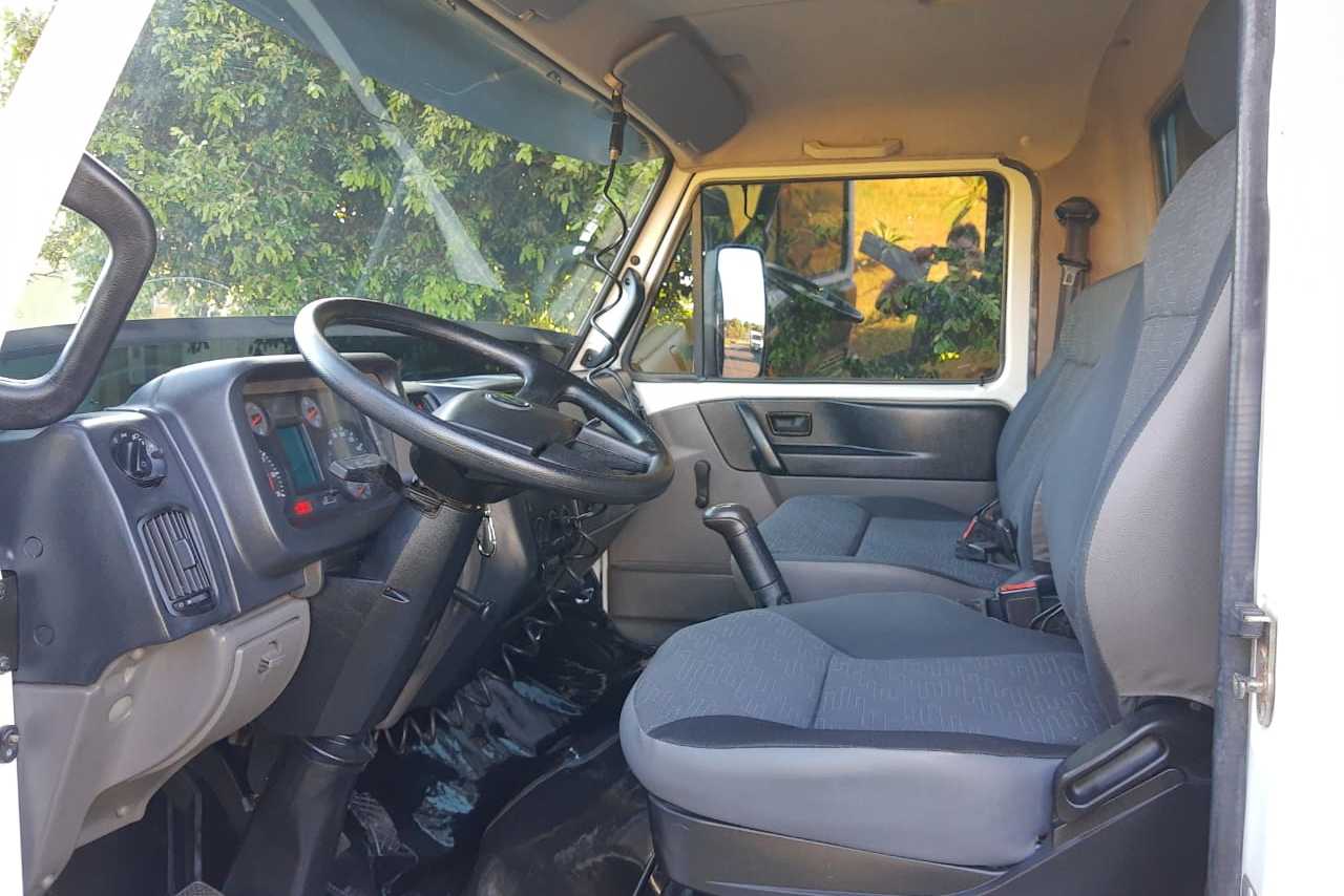 Volkswagen 8 160 - 12/12 4