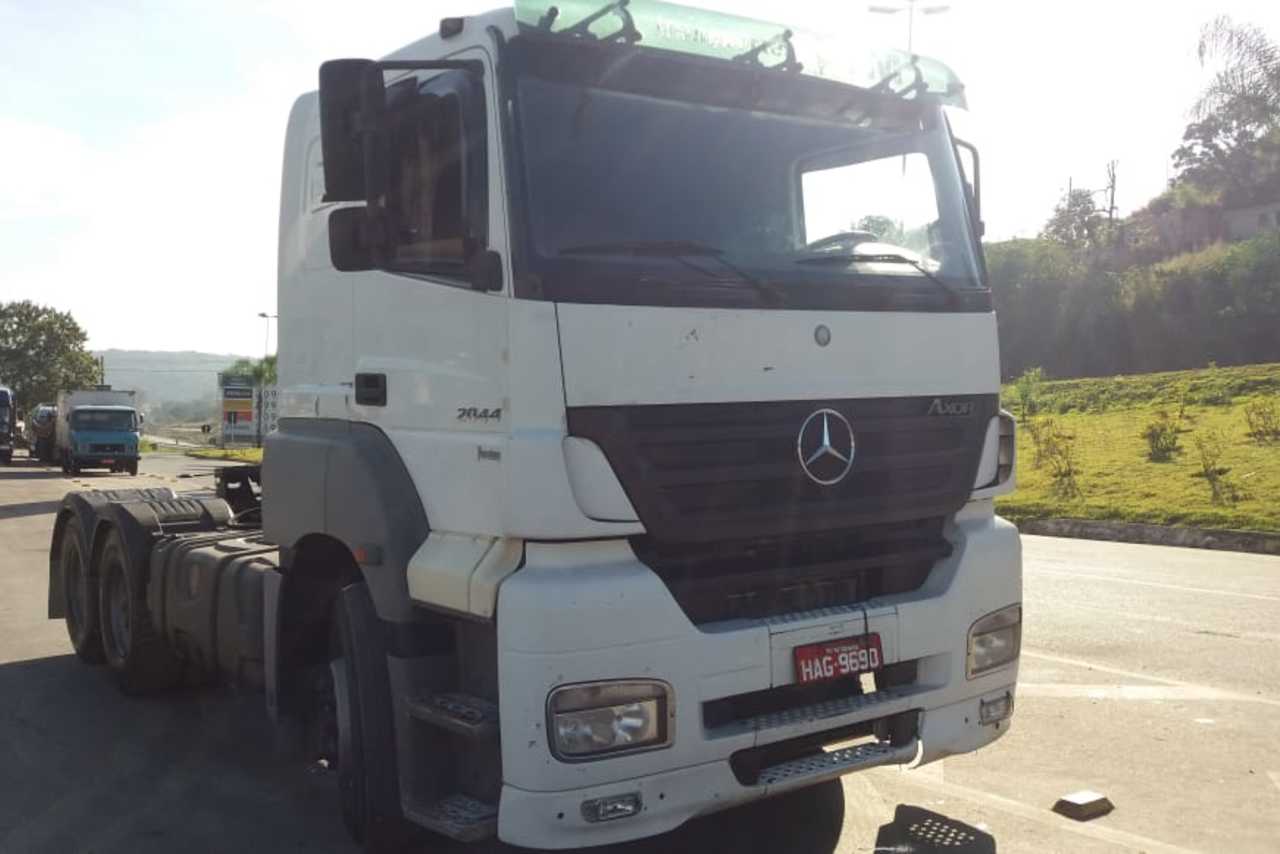 Mercedes Benz Axor 2044 - 01/11 6