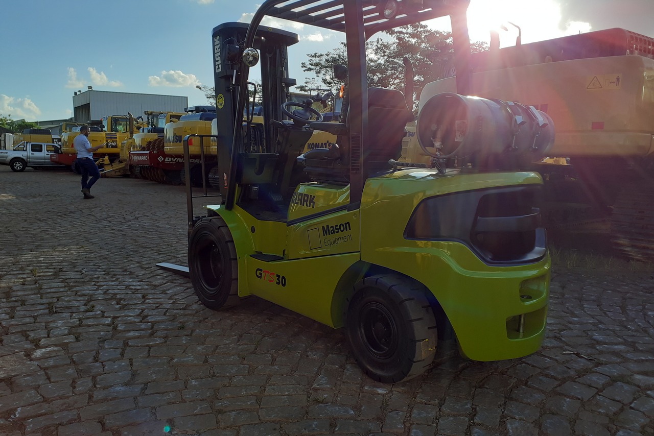 Clark GTS25 - 20/20 7