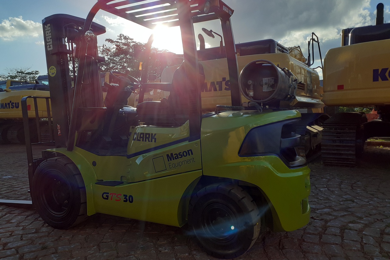 Clark GTS25 - 20/20 8