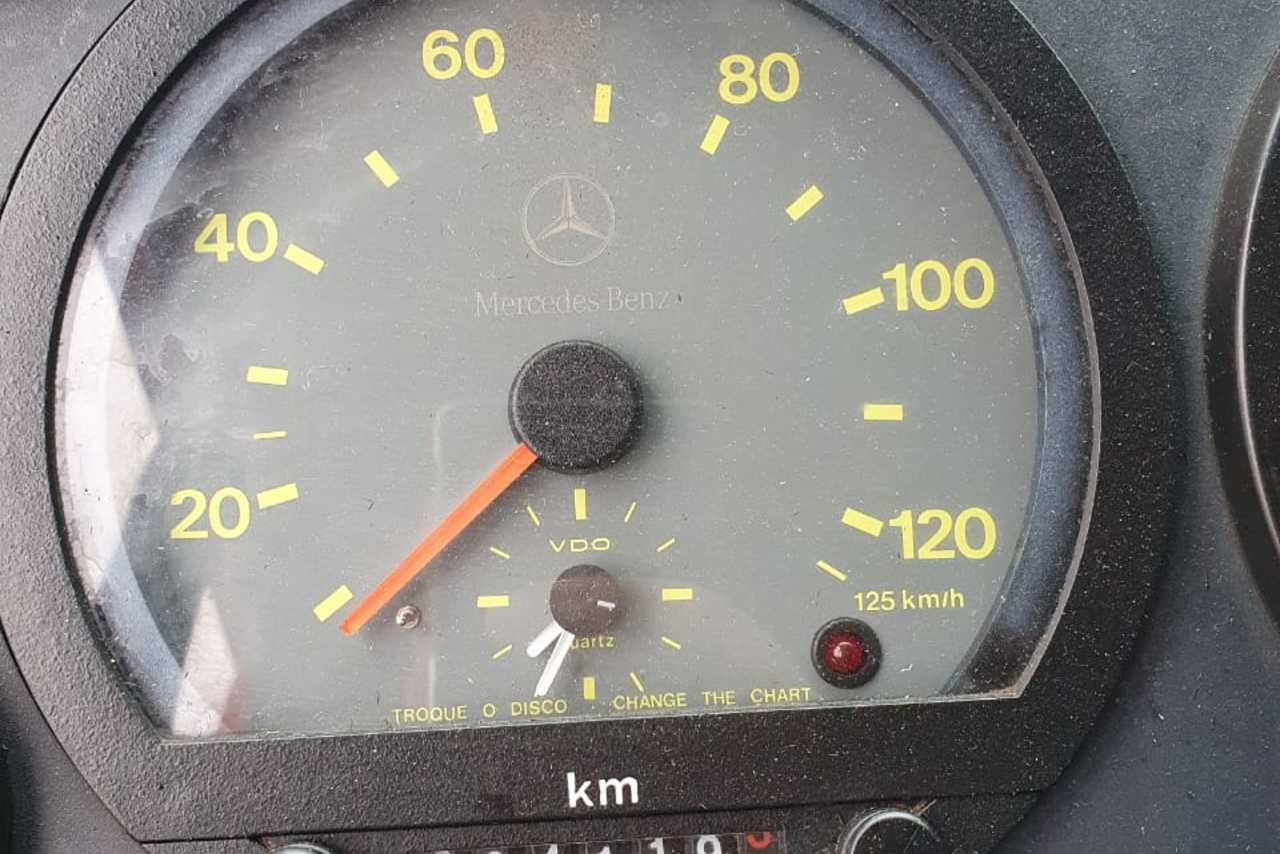 Mercedes Benz MB 1620 - 10/10 13