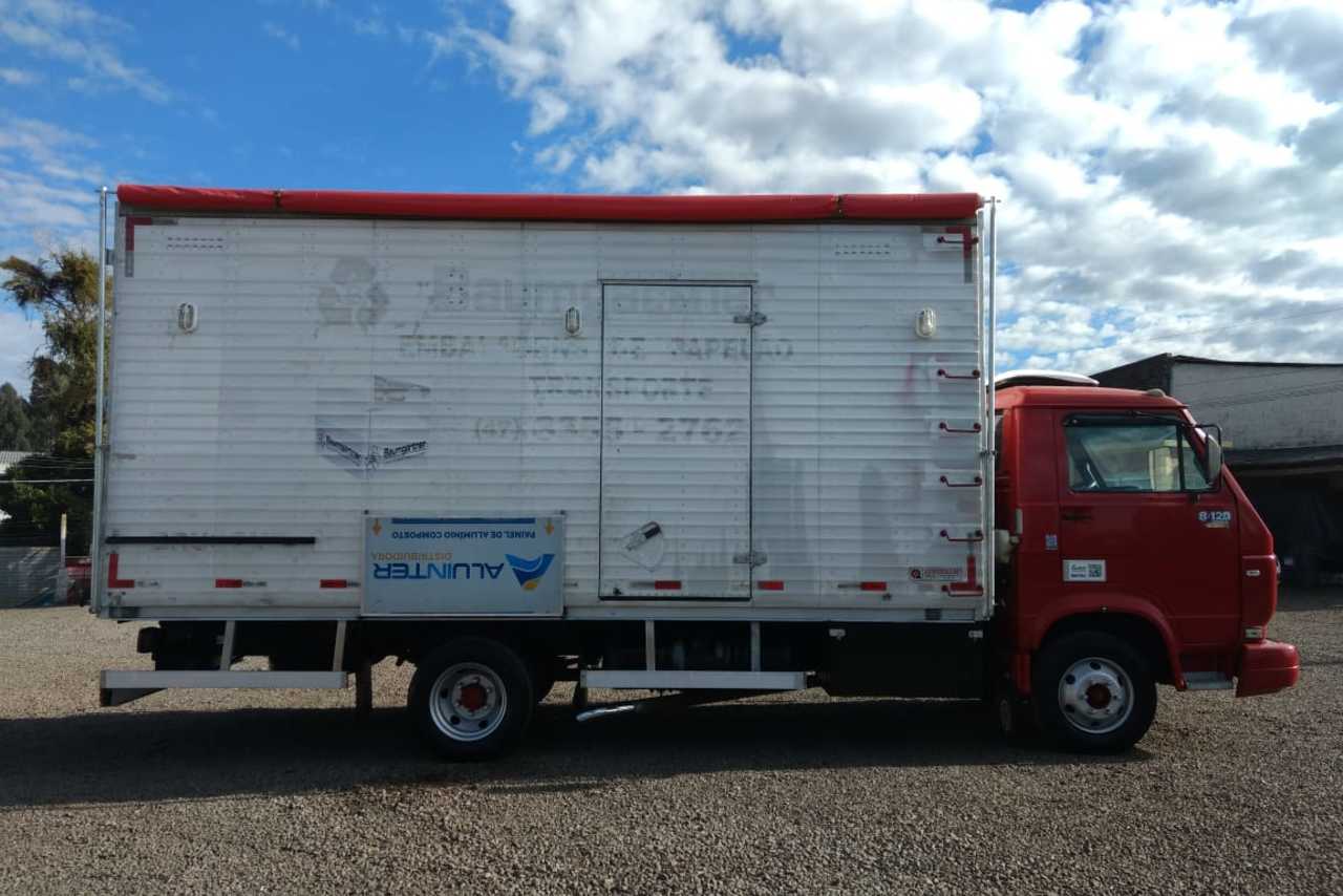 Volkswagen 8 120 - 01/01 5